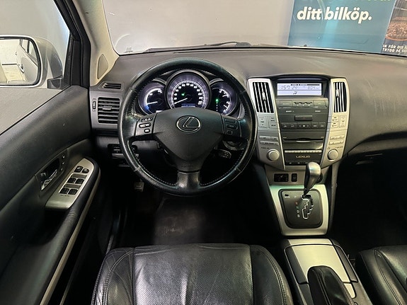 Lexus RX400h 11 of 16