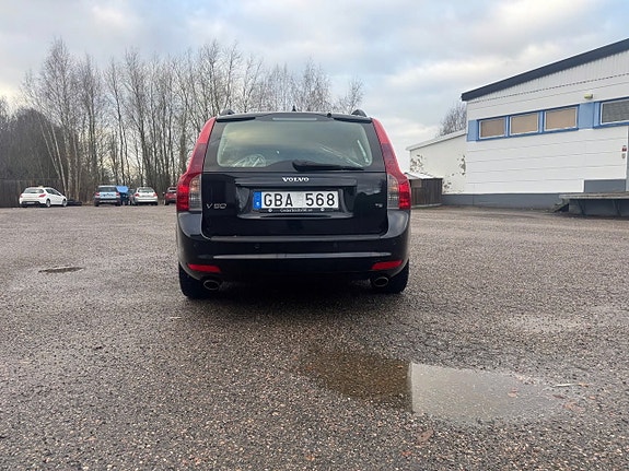 Volvo V50 4 of 6