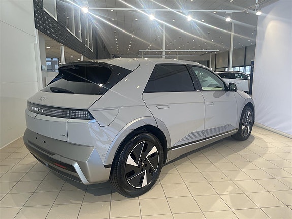 Hyundai Ioniq 5 6 of 12