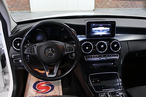 Mercedes-Benz C220 d 14 of 19