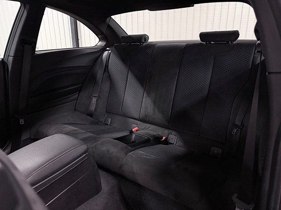 BMW 220d 18 of 25
