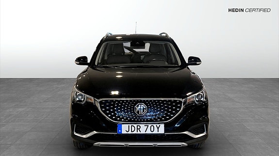 MG ZS 8 of 9