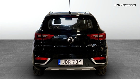 MG ZS 7 of 9