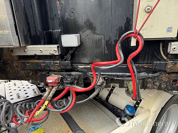 Jumbo Trombon Trailer Doll S4H 13 of 27