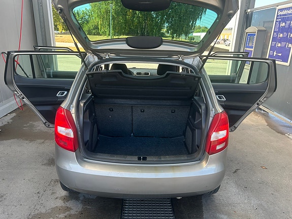Skoda Fabia 5 of 16