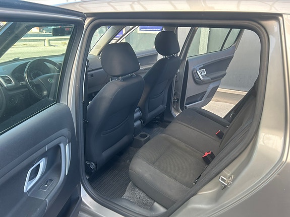 Skoda Fabia 7 of 16