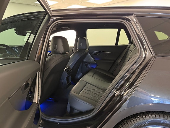 BMW 530e 16 of 18