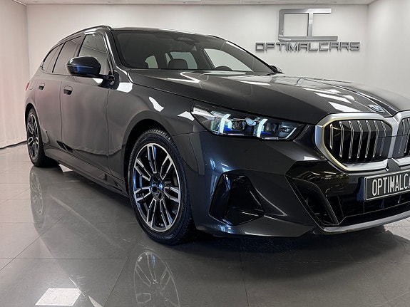 BMW 530e 2 of 18