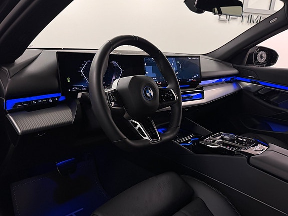 BMW 530e 4 of 18