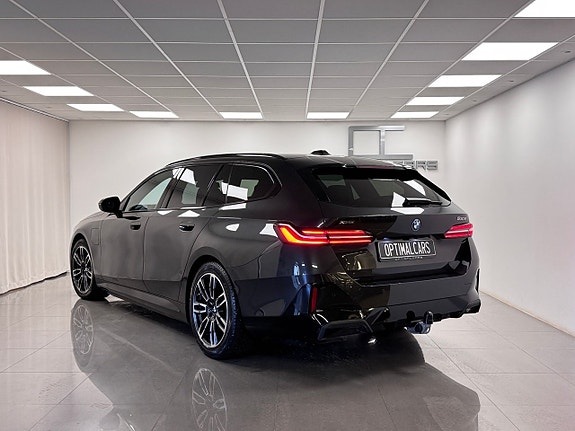 BMW 530e 18 of 18