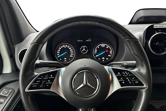 Mercedes-Benz eSprinter 420 6 of 13