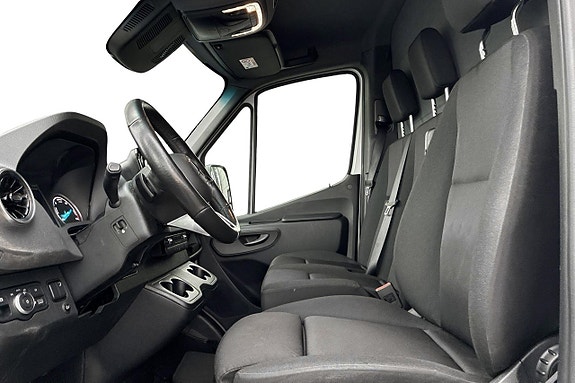 Mercedes-Benz eSprinter 420 8 of 13