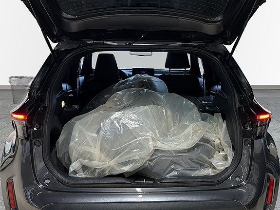 Toyota Yaris Cross 10 of 12