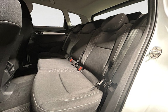 Skoda Karoq 14 of 18