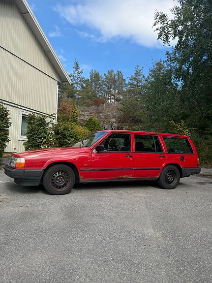 Volvo 940 2 of 11
