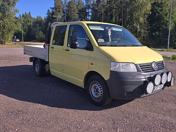Volkswagen Transporter 2 of 8