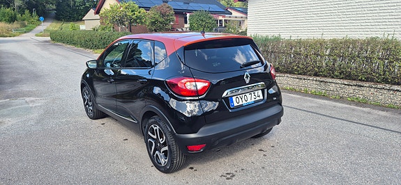 Renault Captur 5 of 17