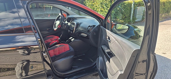 Renault Captur 12 of 17