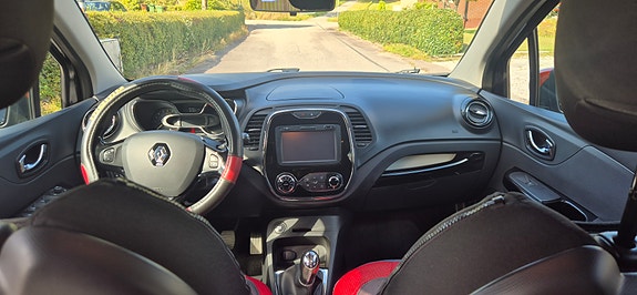 Renault Captur 11 of 17