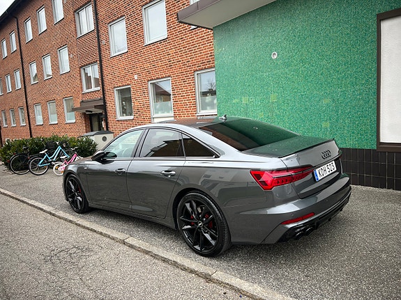 Audi A6 4 of 15