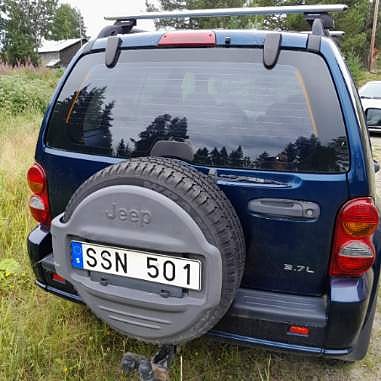 Jeep Cherokee 4 of 7