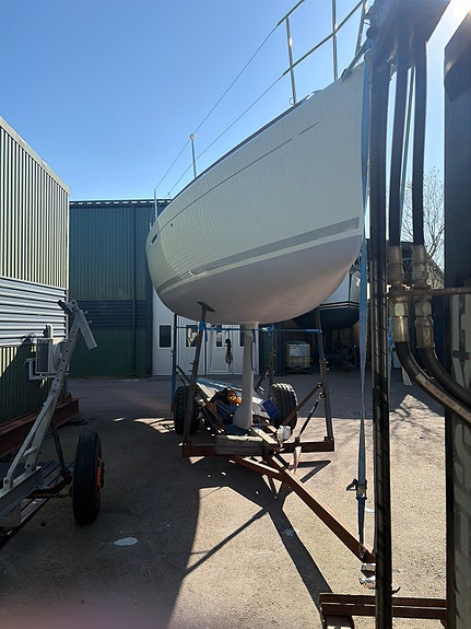 Beneteau first 33.7 inkl inomhusförvaring 3 of 11