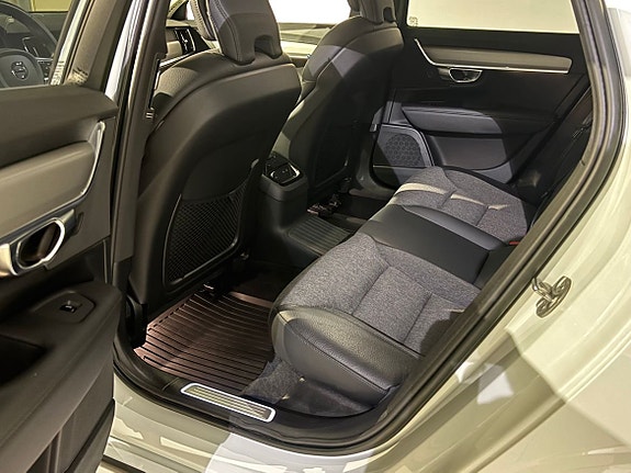 Volvo V90 13 of 20