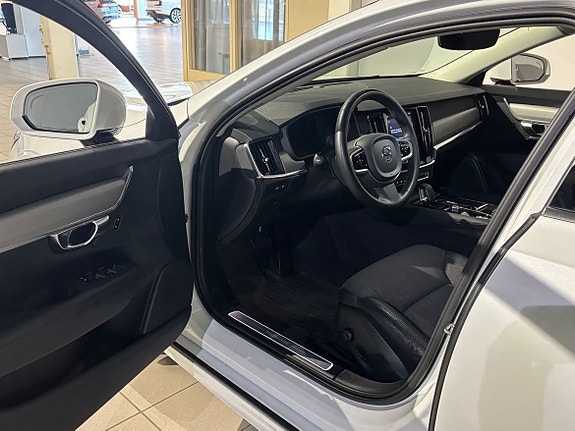 Volvo V90 5 of 20