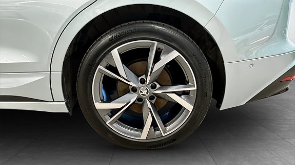 Skoda Enyaq 6 of 14