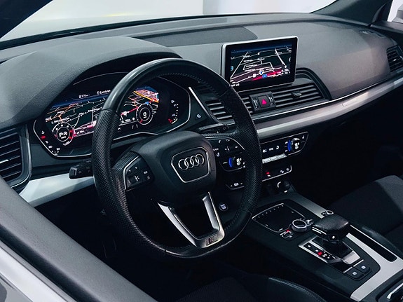 Audi Q5 9 of 30