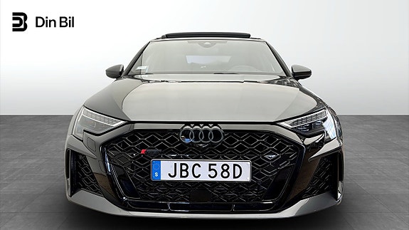 Audi RS3 4 of 13