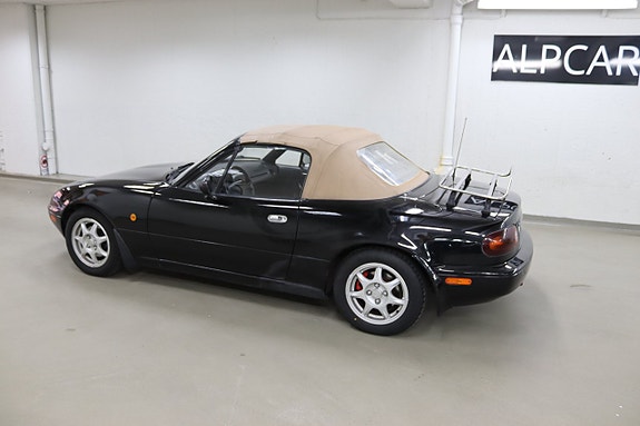 Mazda MX-5 8 of 14