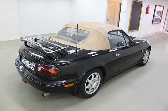 Mazda MX-5 6 of 14