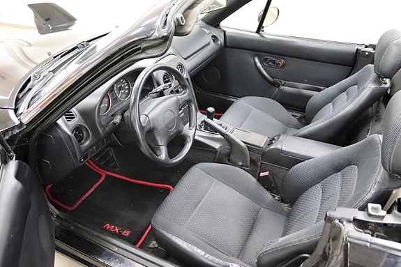 Mazda MX-5 11 of 14