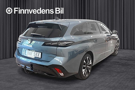 Peugeot 308 SW 13 of 29