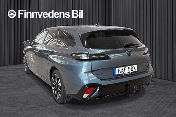 Peugeot 308 SW 3 of 29