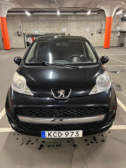 Peugeot 107 3 of 11