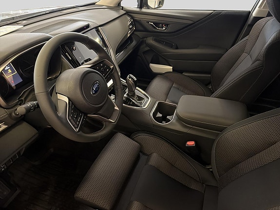 Subaru Outback 5 of 9