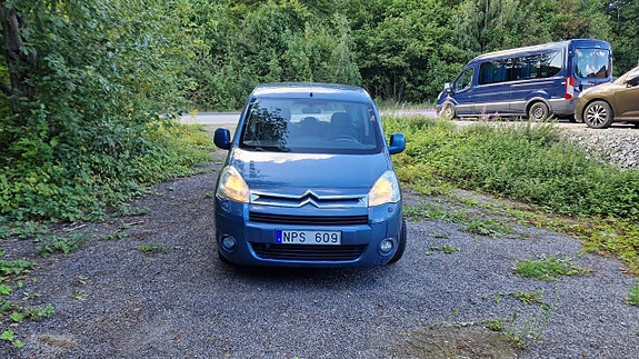 Citroen Berlingo 2 of 13