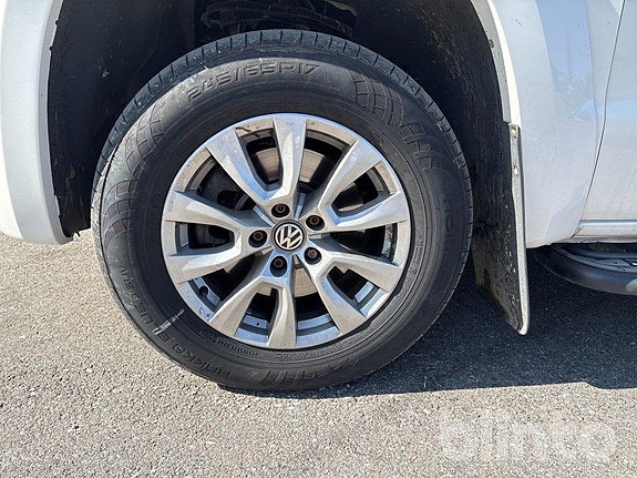 Volkswagen Amarok 14 of 14