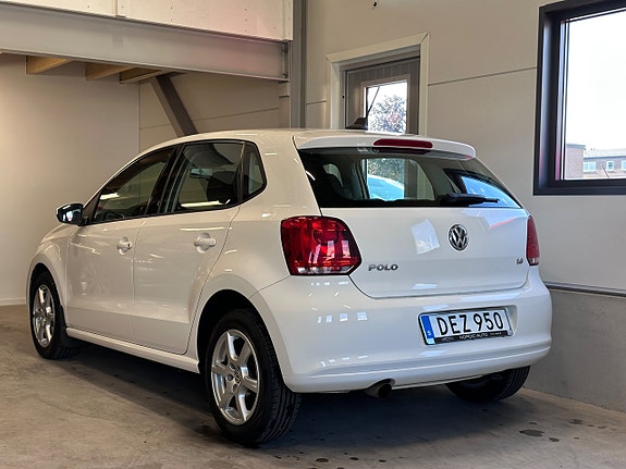 Volkswagen Polo 4 of 13