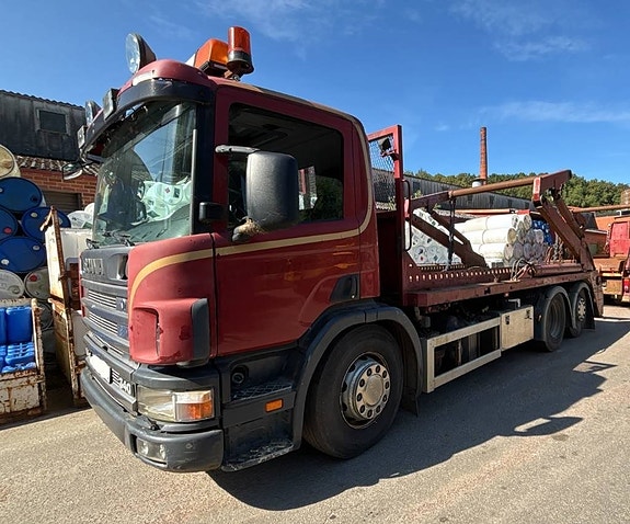 Scania P 114 GB6x2*4NB340 2 of 24