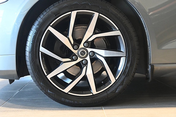 Volvo V60 6 of 24