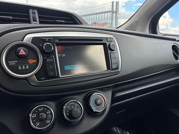 Toyota Yaris 19 of 20