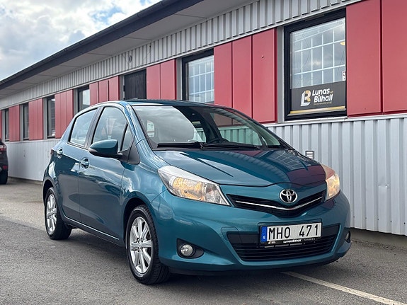 Toyota Yaris 5 of 20