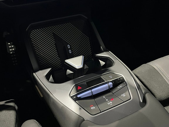 BMW iX3 17 of 23