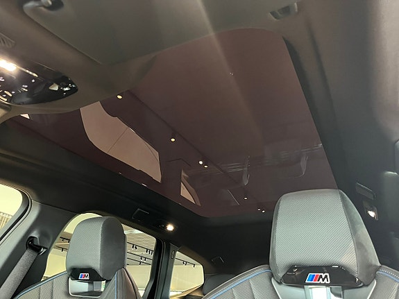 BMW iX3 11 of 23