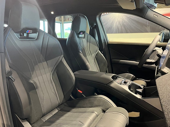 BMW iX3 18 of 23