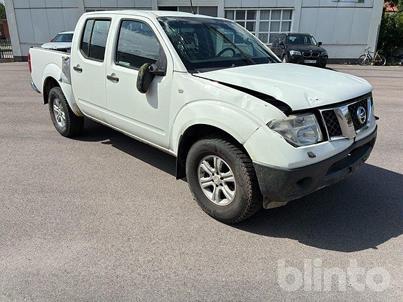 Nissan Navara 2 of 13
