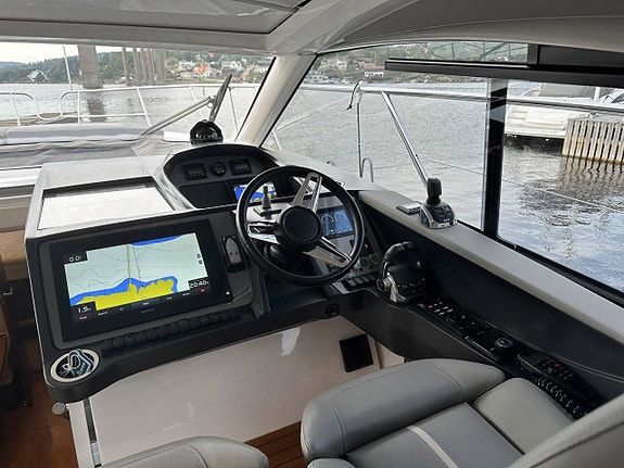 Princess V40 Sunbed (2018) 7 of 12